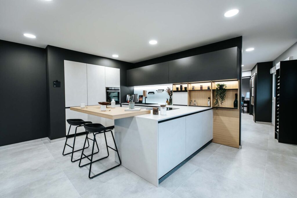 Showroom Uni-k, cuisine Joy